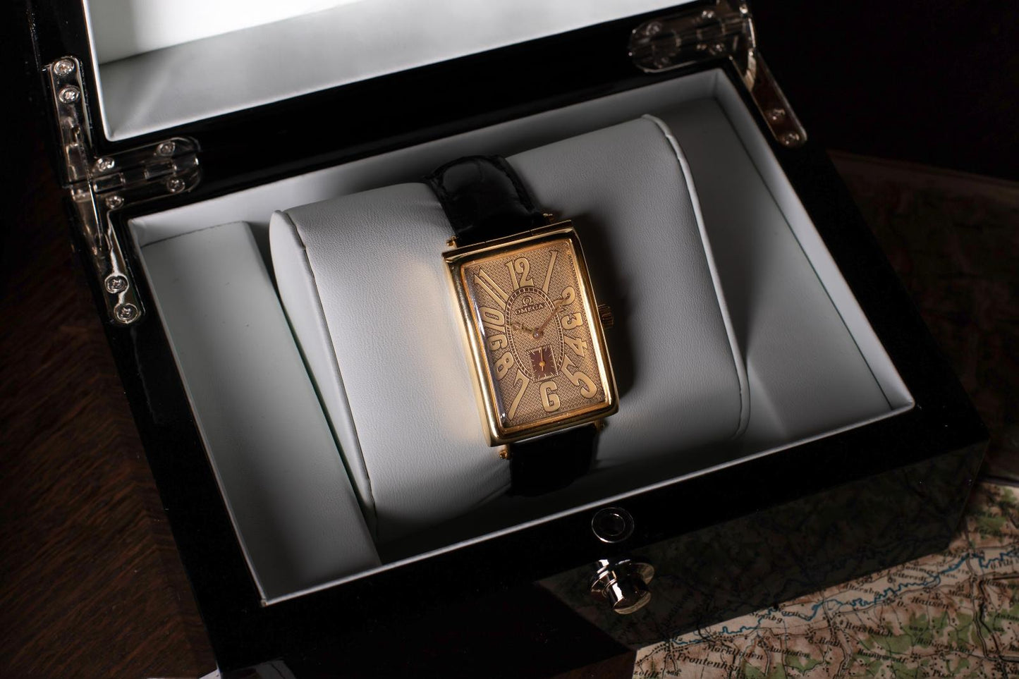 Antique Swiss watch OMEGA ART DECO 1935