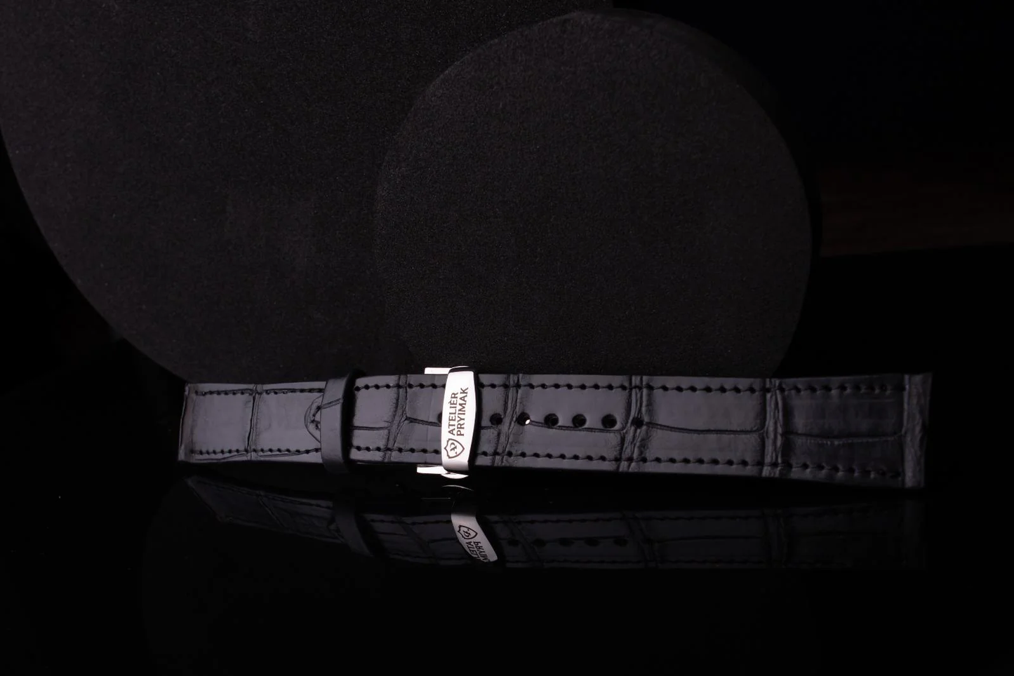 Kožený řemínek AP Croco Heritage z krokodýlí kůže - černý - Ručně šitý